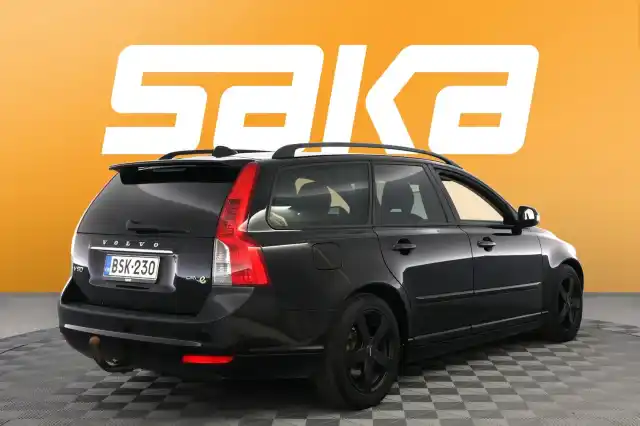 Musta Tila-auto, Volvo V50 – BSK-230