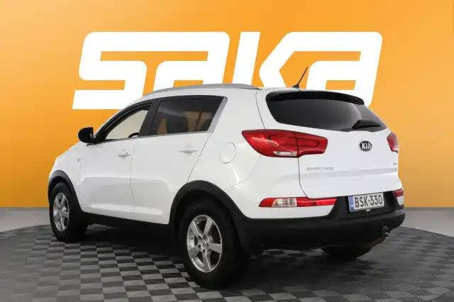 Valkoinen Maastoauto, Kia Sportage – BSK-330