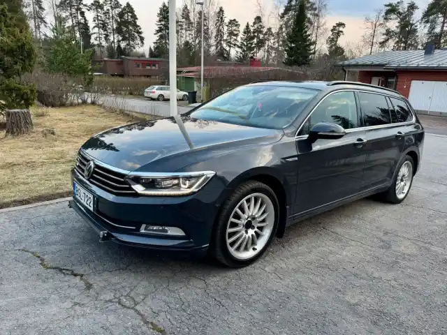 Harmaa Farmari, Volkswagen Passat – BSL-722