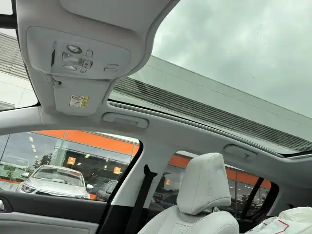 Sininen Viistoperä, Peugeot 308 – BSM-474
