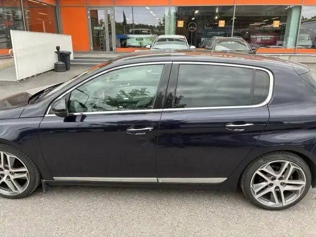 Sininen Viistoperä, Peugeot 308 – BSM-474