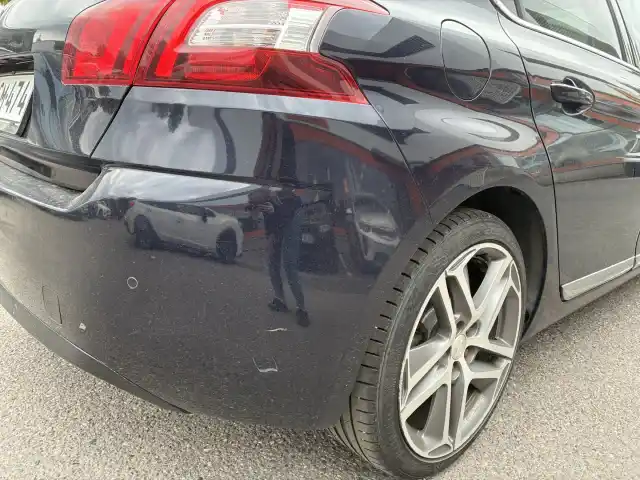 Sininen Viistoperä, Peugeot 308 – BSM-474