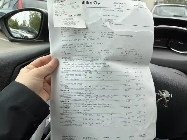 Sininen Viistoperä, Peugeot 308 – BSM-474