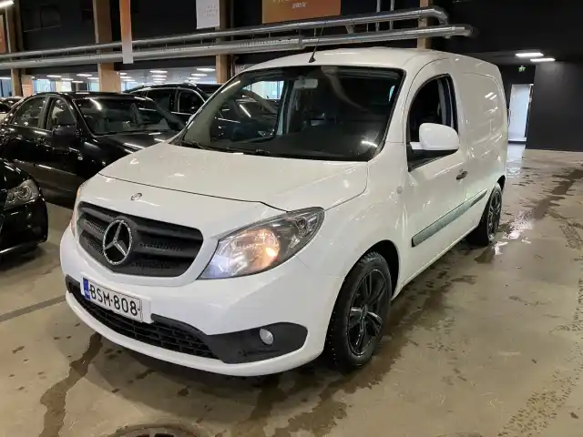 Valkoinen Pakettiauto, Mercedes-Benz Citan – BSM-808