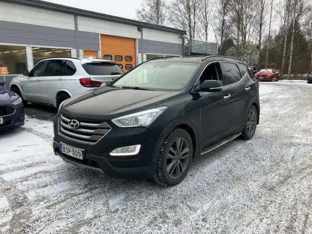 Musta Maastoauto, Hyundai Santa Fe – BSP-309