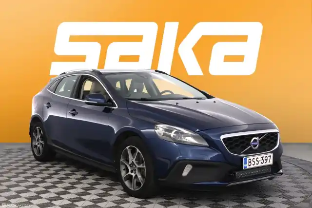 Sininen Viistoperä, Volvo V40 Cross Country – BSS-397