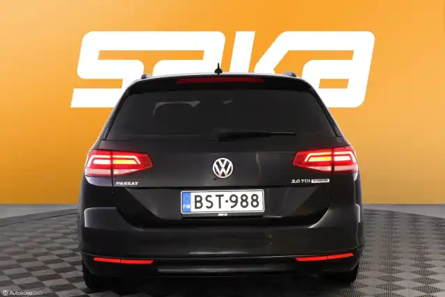 Musta Farmari, Volkswagen Passat – BST-988