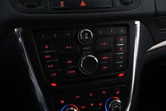 Ruskea Maastoauto, Opel Mokka – BSX-260