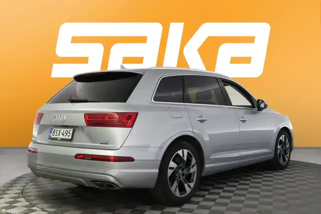 Hopea Maastoauto, Audi Q7 – BSX-495