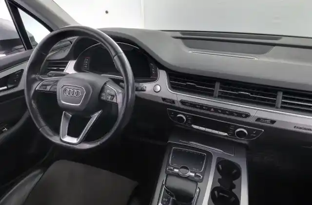 Hopea Maastoauto, Audi Q7 – BSX-495