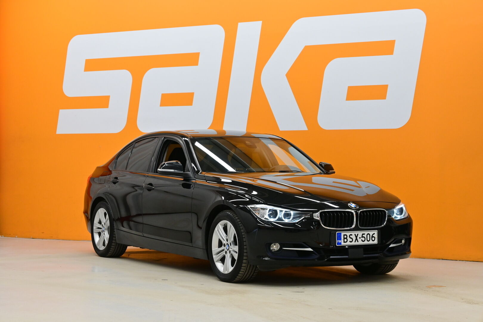 Musta Sedan, BMW 320 – BSX-506