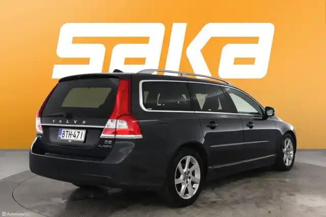 Harmaa Farmari, Volvo V70 – BTH-471