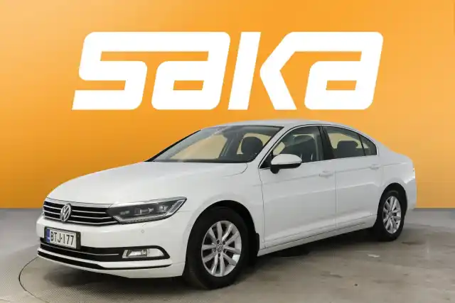 Valkoinen Sedan, Volkswagen Passat – BTJ-177