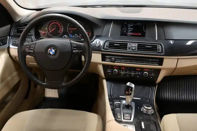Musta Sedan, BMW 520 – BTJ-250