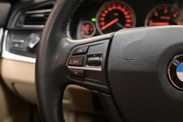Musta Sedan, BMW 520 – BTJ-250