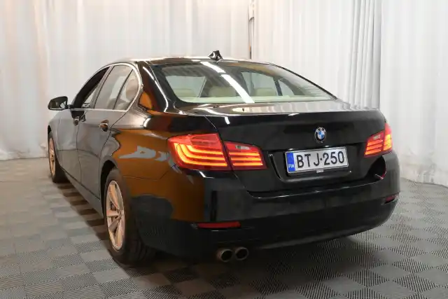 Musta Sedan, BMW 520 – BTJ-250