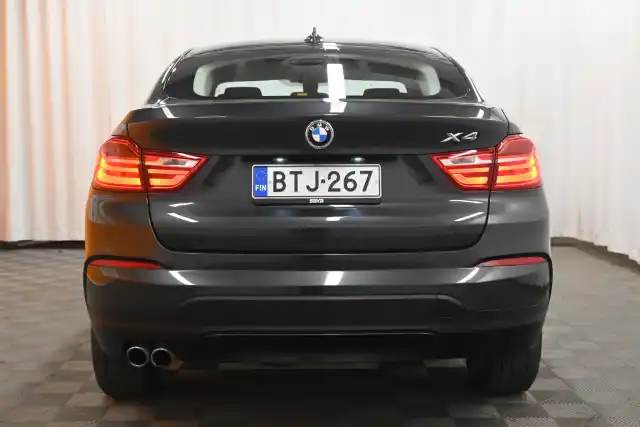 Harmaa Maastoauto, BMW X4 – BTJ-267