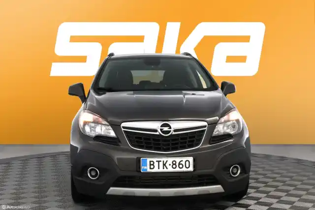 Harmaa Maastoauto, Opel Mokka – BTK-860