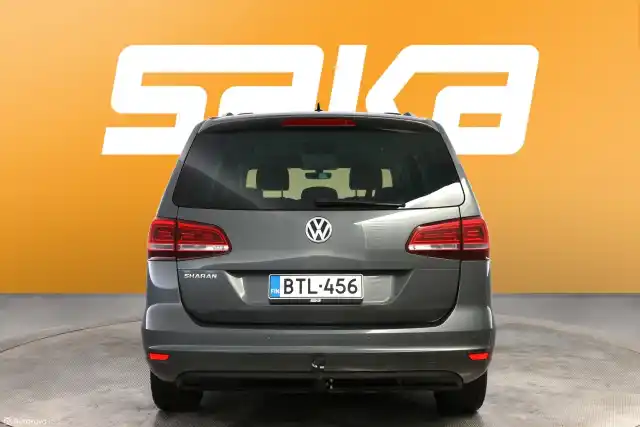 Harmaa Tila-auto, Volkswagen Sharan – BTL-456