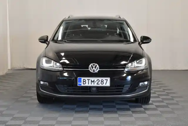 Musta Farmari, Volkswagen Golf – BTM-287