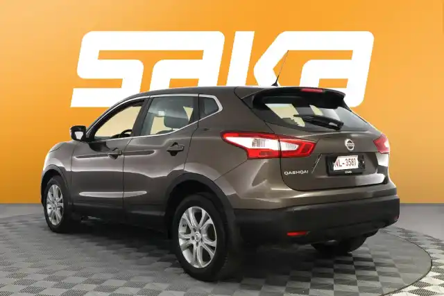 Ruskea (beige) Maastoauto, Nissan Qashqai – BTM-555