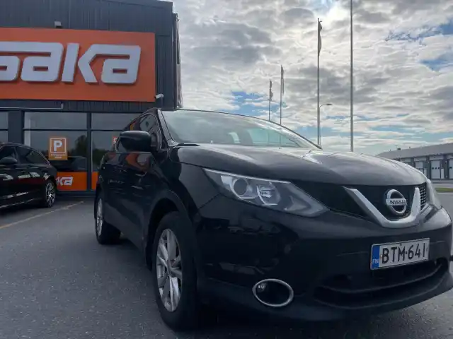 Musta Maastoauto, Nissan Qashqai – BTM-641