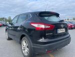 Musta Maastoauto, Nissan Qashqai – BTM-641, kuva 4
