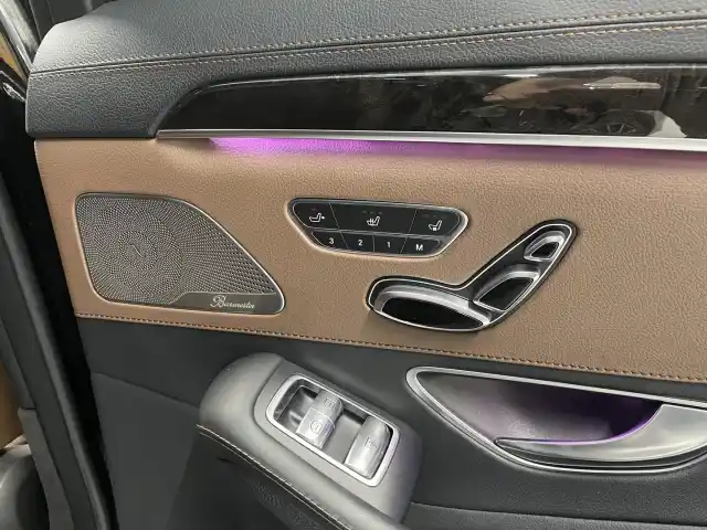 Musta Sedan, Mercedes-Benz S – BTN-120