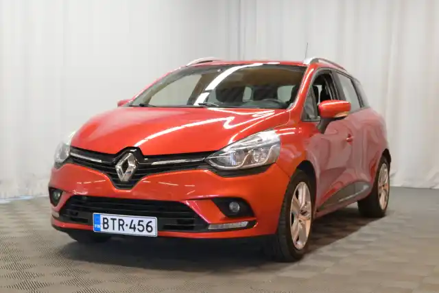 Punainen Farmari, Renault Clio – BTR-456