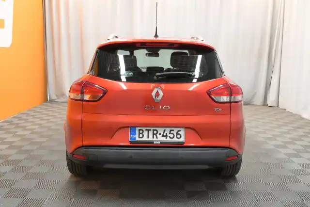 Punainen Farmari, Renault Clio – BTR-456