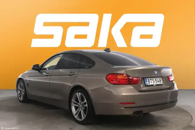 Ruskea Sedan, BMW 420 – BTS-548