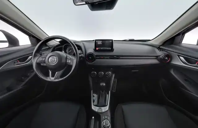 Valkoinen Maastoauto, Mazda CX-3 – BTS-946
