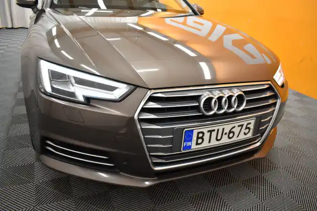 Ruskea Farmari, Audi A4 – BTU-675