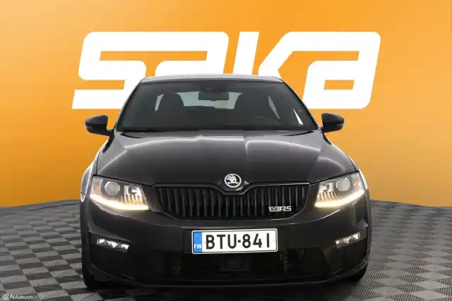 Musta Viistoperä, Skoda Octavia – BTU-841