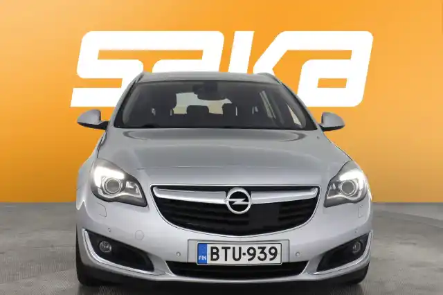 Hopea Farmari, Opel Insignia – BTU-939