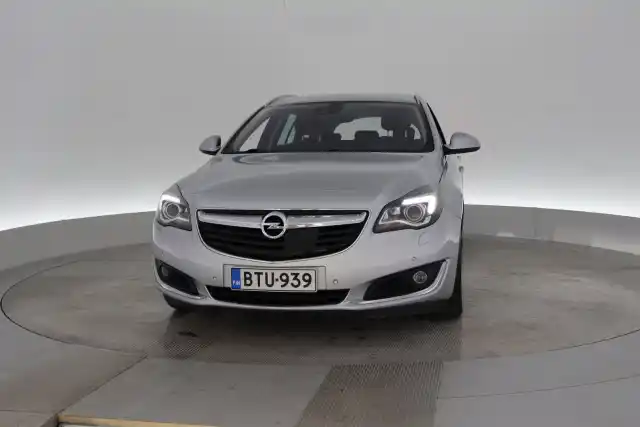 Hopea Farmari, Opel Insignia – BTU-939