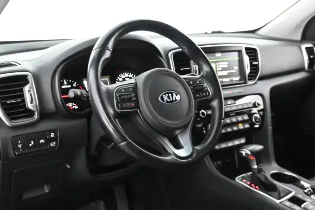 Musta Maastoauto, Kia Sportage – BTV-309