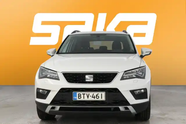 Valkoinen Maastoauto, Seat Ateca – BTV-461