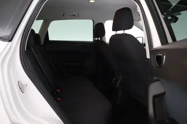 Valkoinen Maastoauto, Seat Ateca – BTV-461