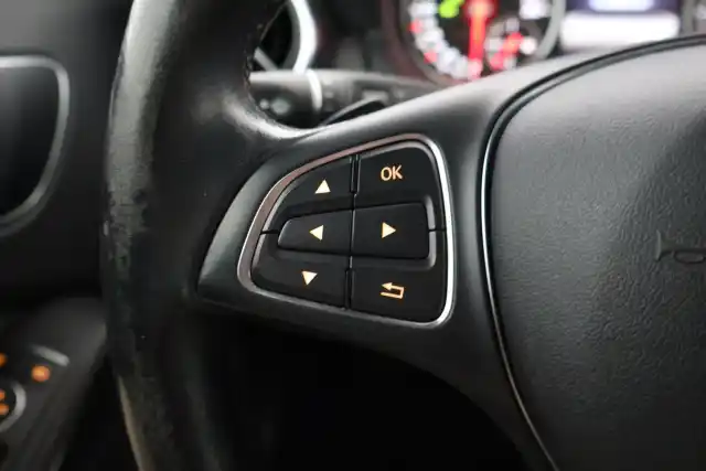 Musta Viistoperä, Mercedes-Benz A – BTV-883