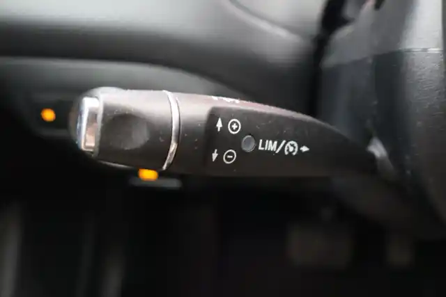 Musta Viistoperä, Mercedes-Benz A – BTV-883