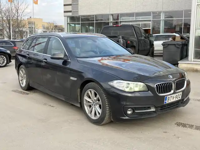 Harmaa Farmari, BMW 520 – BTV-902