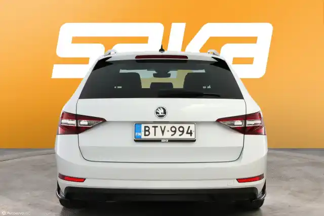 Valkoinen Farmari, Skoda Superb – BTV-994