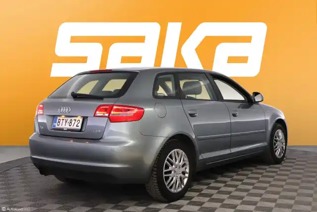 Harmaa Viistoperä, Audi A3 – BTY-872