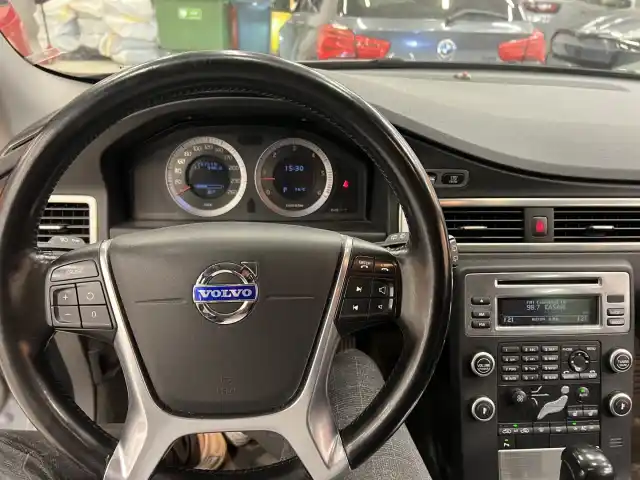 Hopea Farmari, Volvo V70 – BUA-308