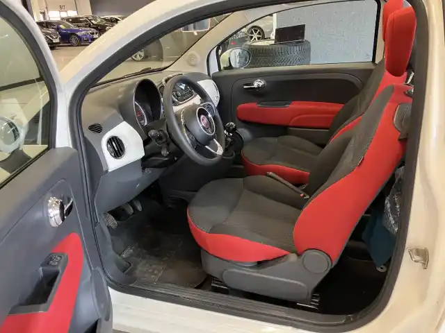 Valkoinen Avoauto, Fiat 500C – BUA-533