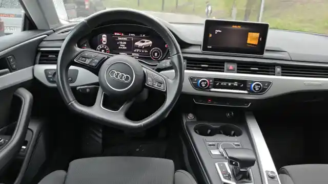 Valkoinen Viistoperä, Audi A5 – BUA-757