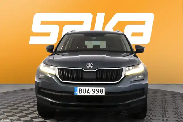 Harmaa Maastoauto, Skoda Kodiaq – BUA-998