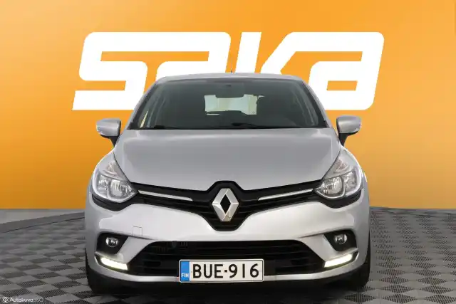 Harmaa Viistoperä, Renault Clio – BUE-916