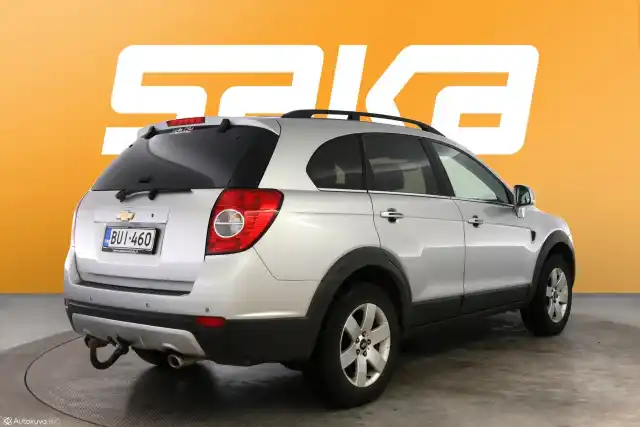 Hopea Tila-auto, Chevrolet Captiva – BUI-460